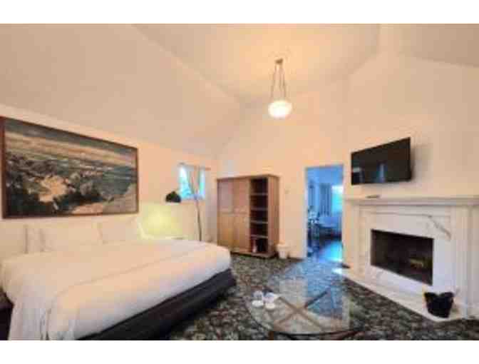 CA - Little River - Dennens Victorian Farmhouse - One Night Getaway