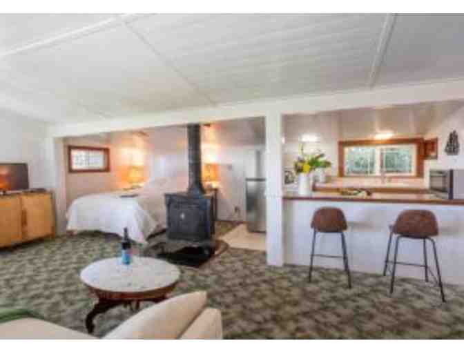 CA - Little River - Dennens Victorian Farmhouse - One Night Getaway