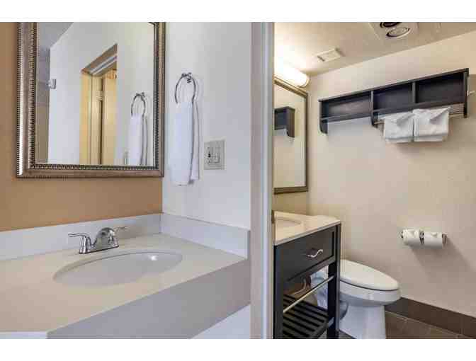 CA - Thousand Oaks - Best Western Plus - 1 Night Get Away