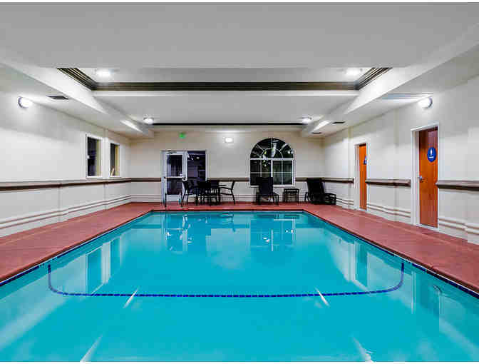 CA - Oroville - Holiday Inn Express - Two Night Getaway