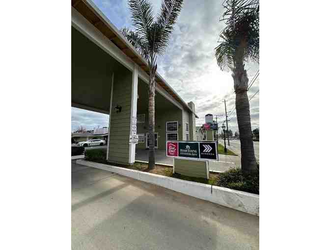 CA - Yuba City - HomeTowne Studios - One Night Stay