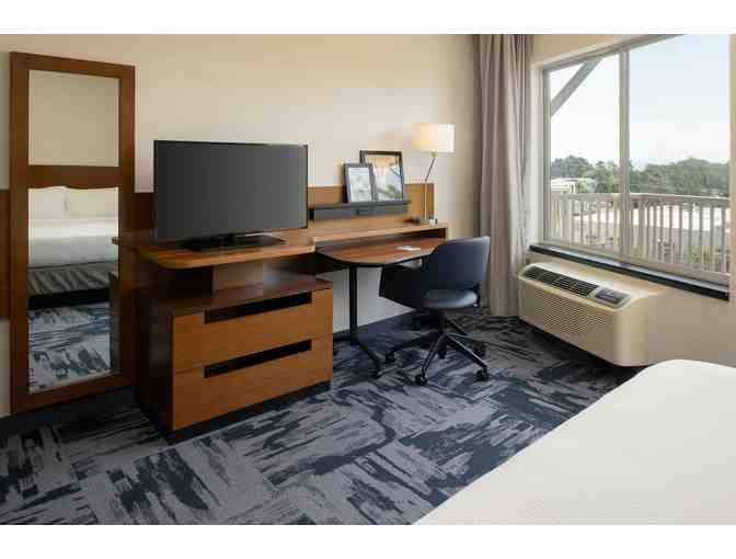 CA - Santa Cruz - Fairfield Inn & Suites - One Night Getaway