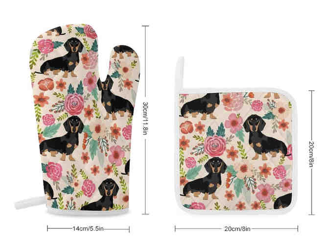 Dachshund Print Oven Mitts and Pot Holders -- Set of Four!!