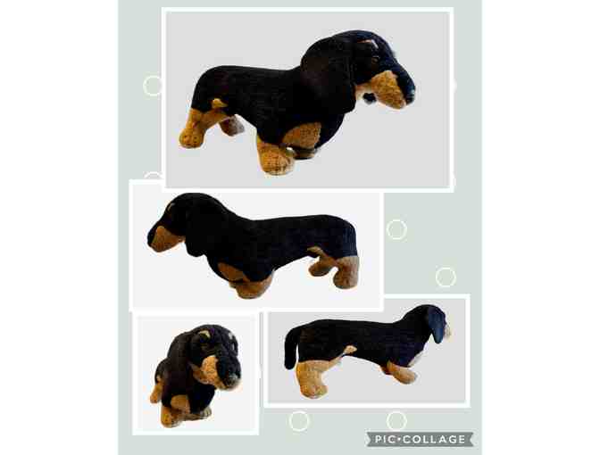 Vintage 1985 Avanti Applause Black and Tan Dachshund -- 19' Stuffed Plush Toy