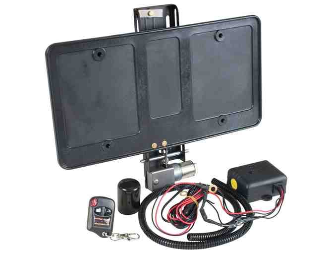 This Motorized Curtain Hides Your License Plate With The Push of a Button