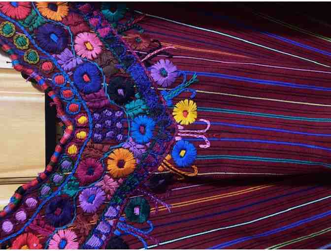 Gorgeous Women's Guatemalan Huipil - Photo 2