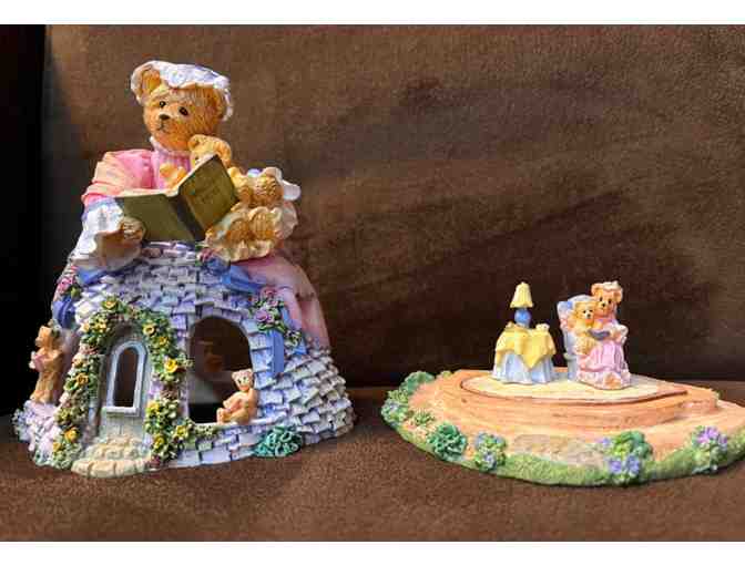 Limited Edition Miniature Porcelain Figure - Abigail #1 of Collection #477