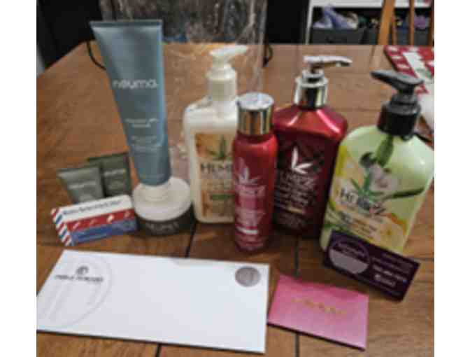 Pamper yourself! Merle Norman &acirc;&Acirc;&Acirc; Hour of Beauty - Photo 1