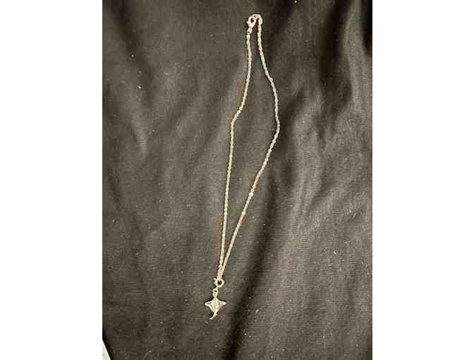 Stingray Necklace (Silver, 18 inch chain)