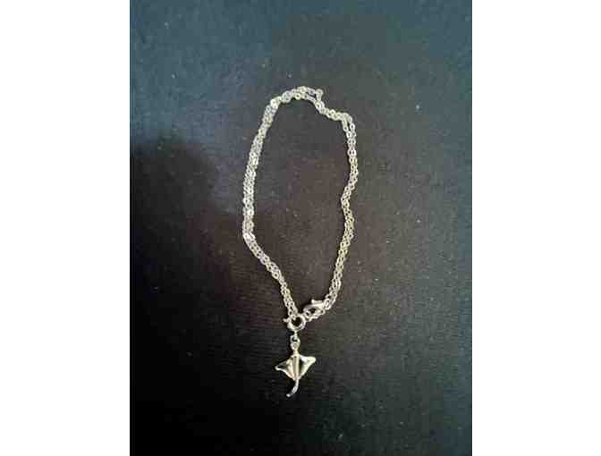 Stingray Necklace (Silver, 18 inch chain)