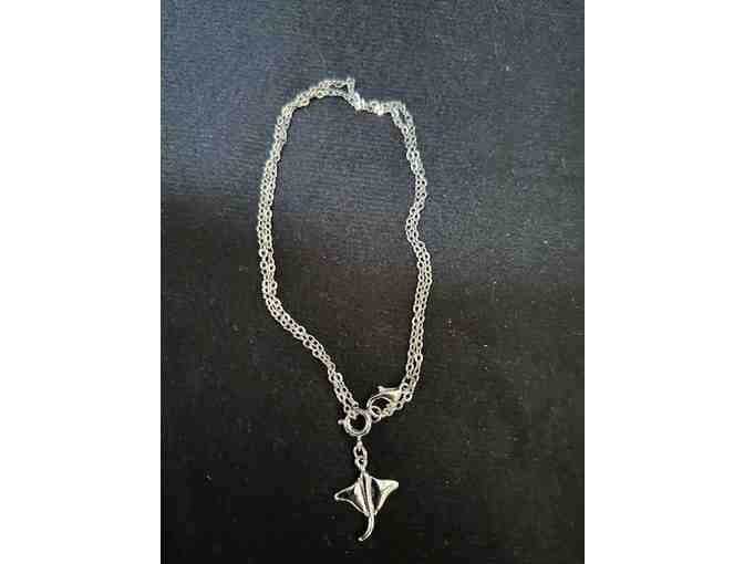 JEWELRY: Stingray NECKLACE (Silver, on 18-inch chain)