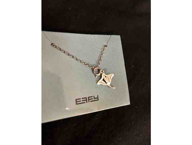 JEWELRY: Stingray NECKLACE (Silver, on 18-inch chain)