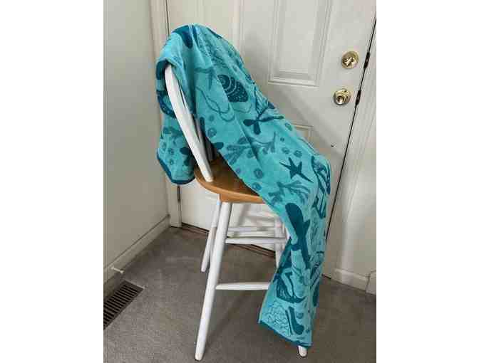 1 SHARK Towel (Luxury Oversized, Big 72'x36')