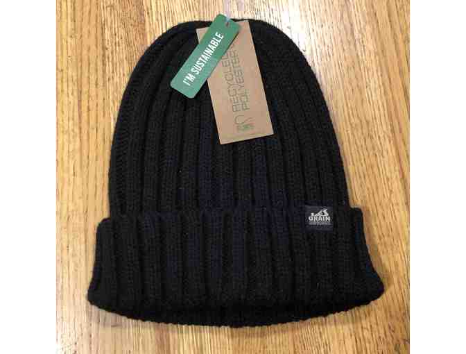 Grain Surfboard T-Shirt and Beanie - Photo 2