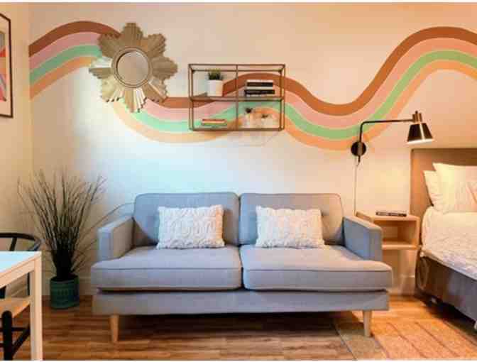 3 Night Stay in a guest house studio Airbnb in Culver City