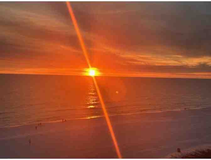 Escape to Paradise: One-Week Stay in Panama City Beach, Florida
