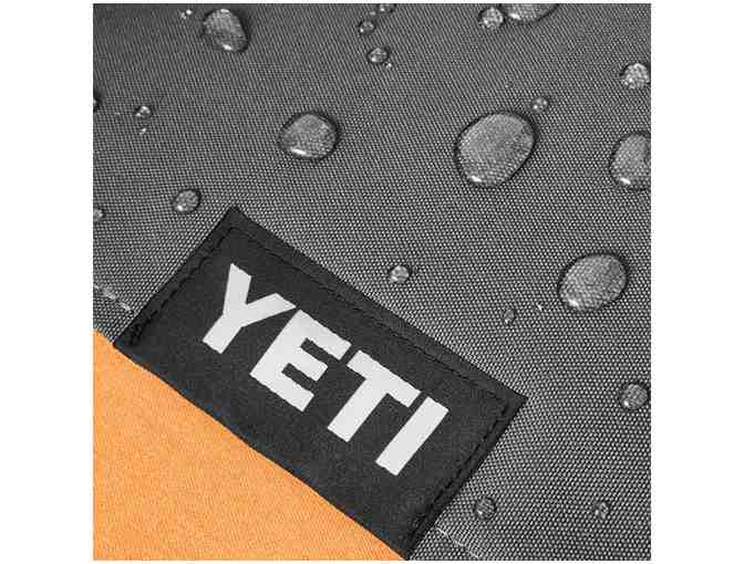 YETI Lowlands Blanket