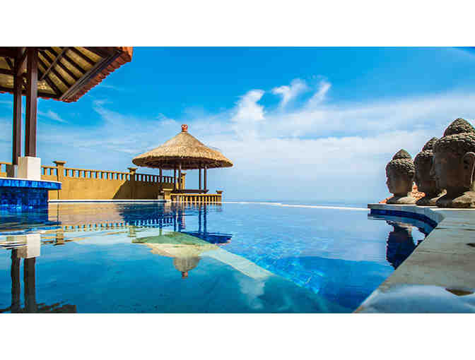 The World Traveler Package - Choose Tuscany, Bali, Thailand, Paris or Greece for (2)