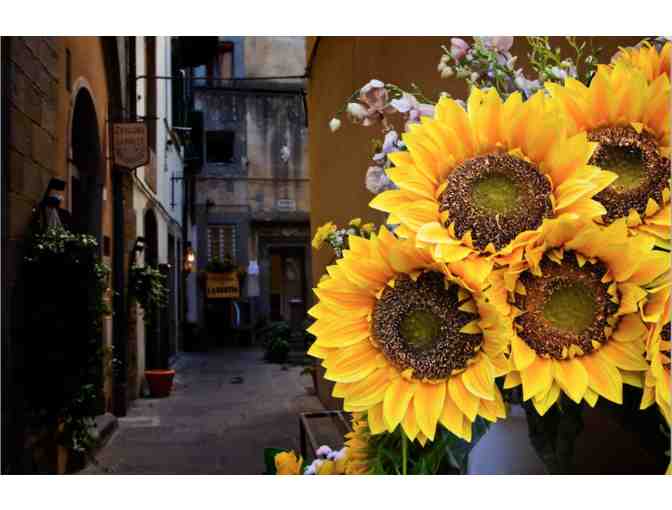 Under the Tuscan Sun: Wine Tasting, Dinner, 3 or 4-Night Stay in Cortona for 4