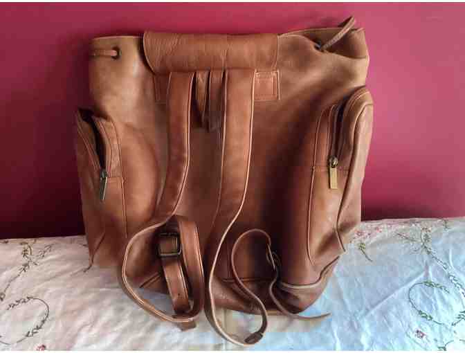 BEAUTIFUL Leather Backpack - Photo 2