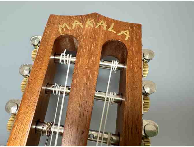 Hanalei Strings Ukulele