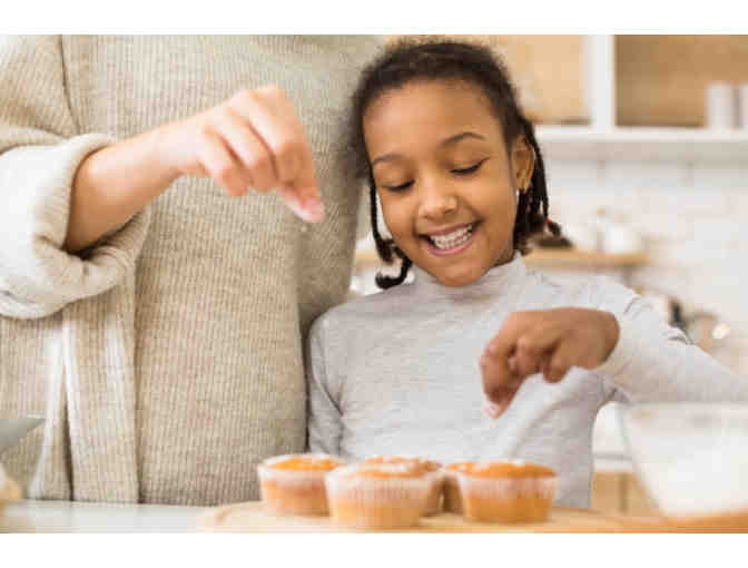 Fun with Teachers: Cupcake Baking and Decorating with Nicole Cochrane - Photo 1