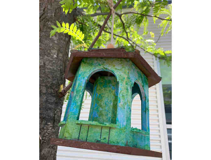 Classroom Project: Michelle Murray's Birdhouse Feeder