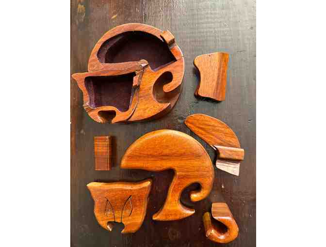 Cute wood handcarved Kitty Box/Puzzle