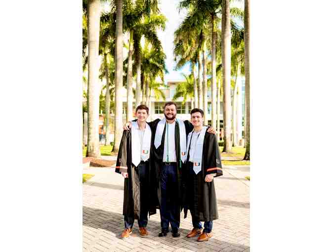 One Hour Graduation Photo Shoot