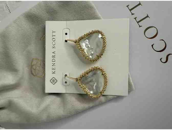 Kendra Scott Bracelet and Necklace Set!