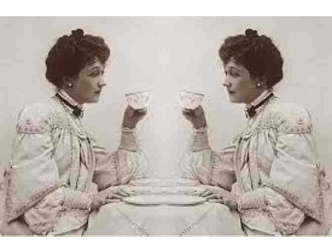 A Proper Tea - with Jana, Tricia, and Nell