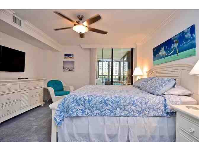 Enjoy a 1 week Getaway to Siesta Key, Florida!