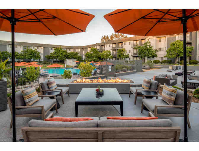 Hilton Del Mar 1 night stay with Dinner for 2