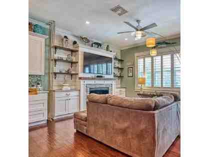 7 Night Stay for 6 in a 3 Bedroom LUXURY Home in New Smyrna, FL