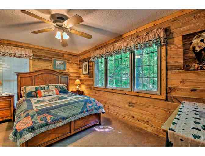 Enjoy 7 nights in 6 bed luxury Tenn luxury cabin near Chattanooga 5 STAR