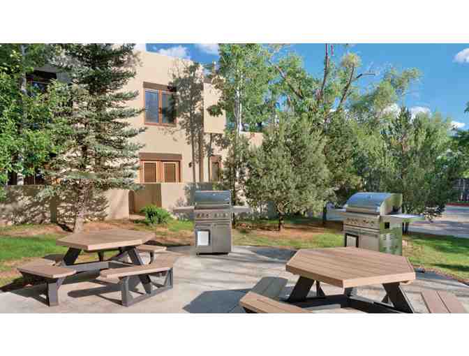 Enjoy 4 nights luxury condo Taos, New Mexico + $100 Food Credit