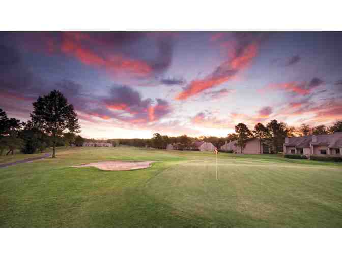 Enjoy 4 nights Club Wyndham 4.5* Resort @ Fairfield Bay, AR + $100 Food