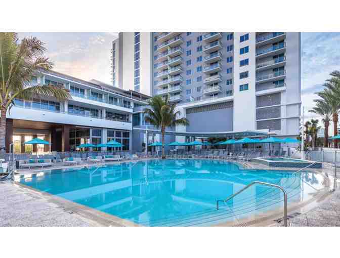 Enjoy 3 nights Clearwater Beach, Fl 4.5* Resort + $100 Food