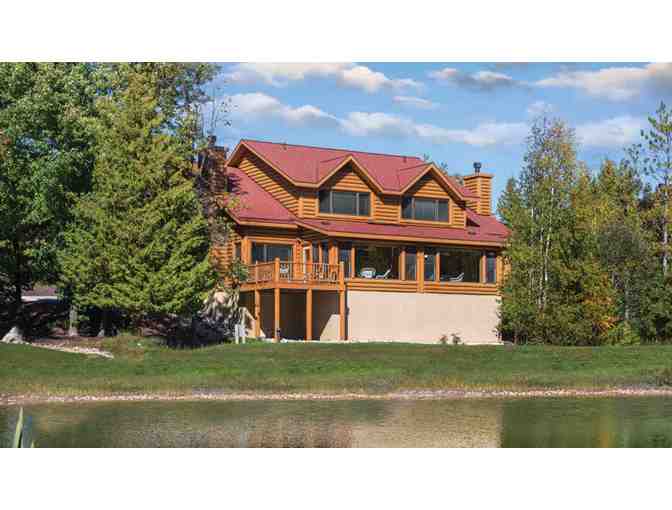 Enjoy 4 nights Little Sweden 4.6 star resort @ Fish Creek, WI + $100 Food Credit