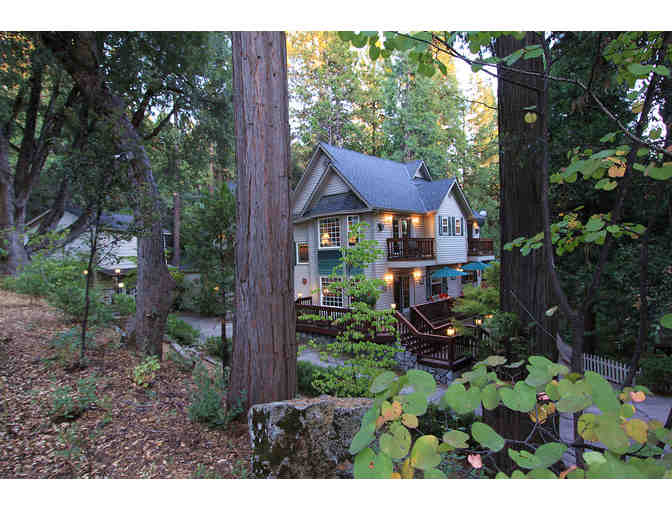 Enjoy 2 nights BnB McCaffrey House Bed & Breakfast Inn near Yosemite 4.7 Star