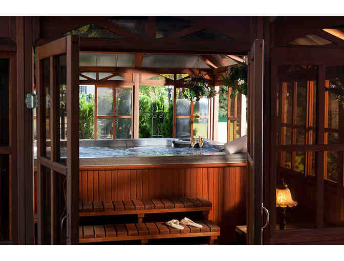 Enjoy 3 nights @ luxury The Roosevelt Inn Coeur d'Alene, Idaho + $100 Food