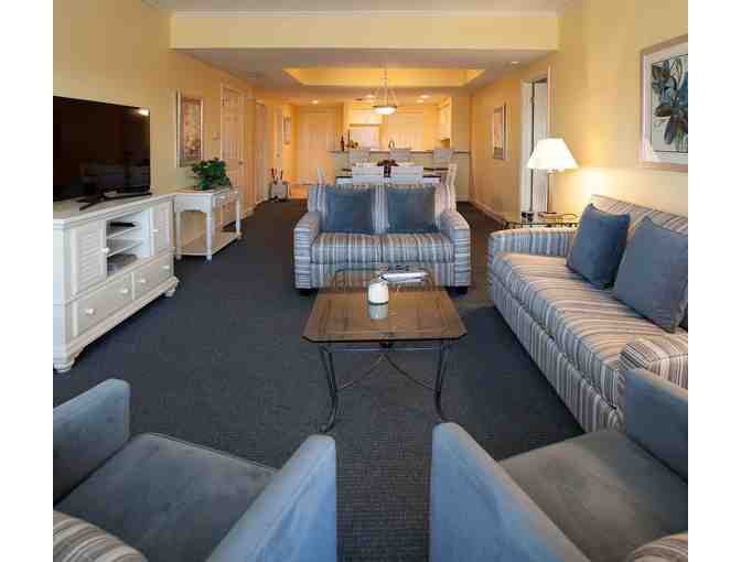 Enjoy 7 nights Waterside Resort Hilton Head + $100 Food