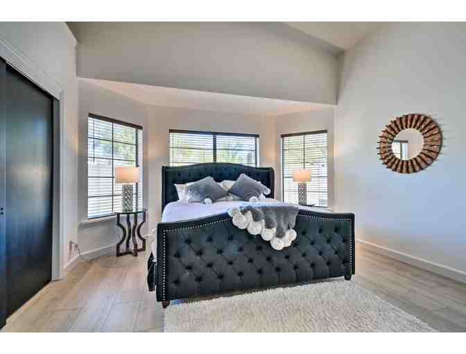 4 night luxury Scottsdale Arizona Pool Home + Spa Package - Photo 4