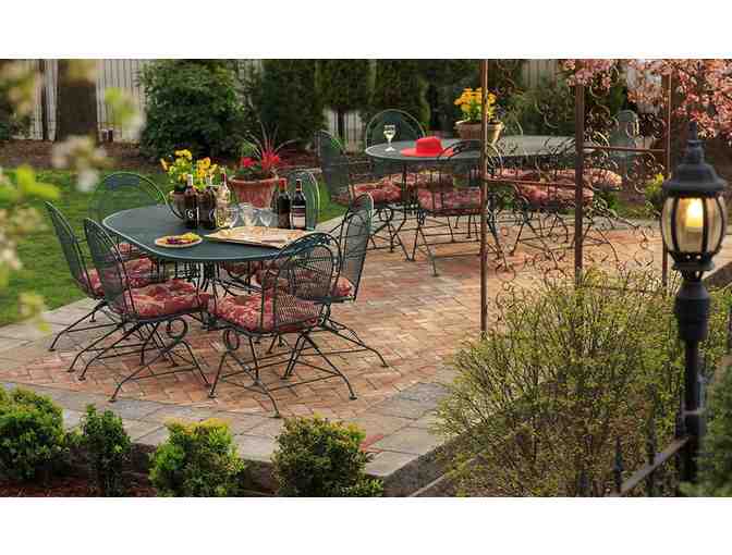 Enjoy 3 nights @ luxury The Roosevelt Inn Coeur d'Alene, Idaho + $100 Food