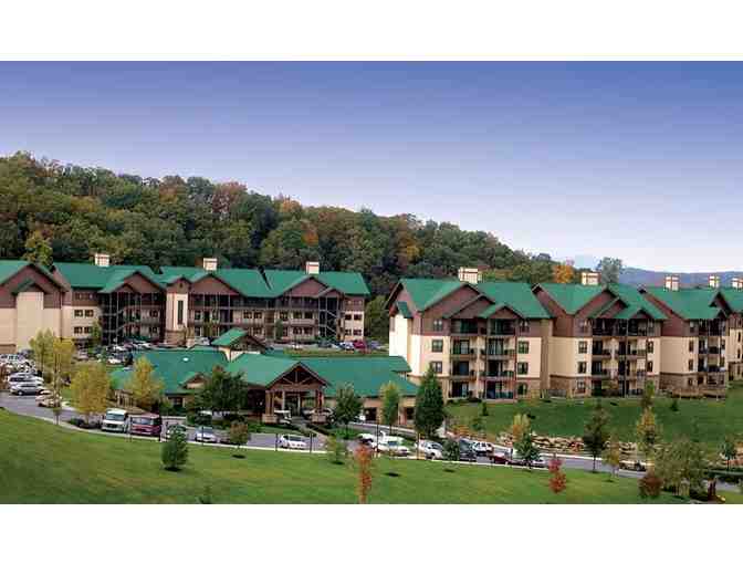 Enjoy 3 Night Stay at Club Wyndham Smoky Mountains