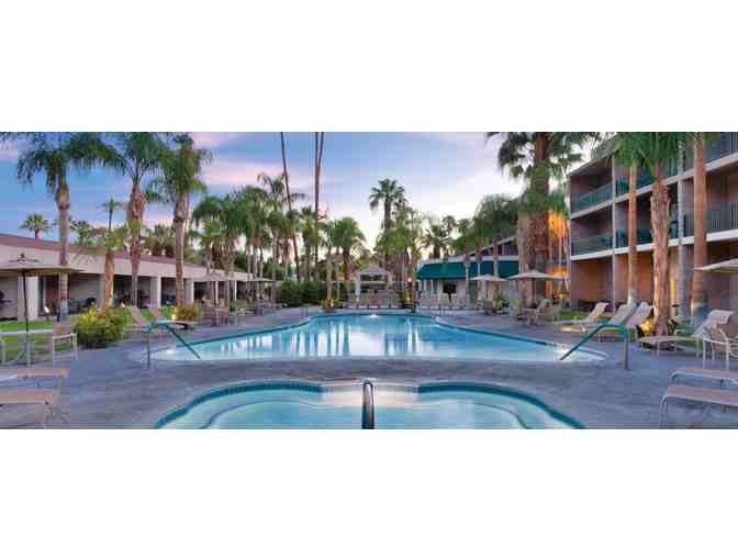 Enjoy 3 Night Stay at WorldMark Palm Springs