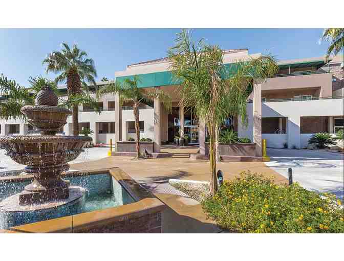 Enjoy 3 Night Stay at WorldMark Palm Springs