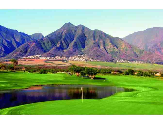 Enjoy 4 nights in Hana, Maui + Golf @ The Dunes at Maui Lani