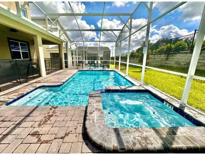 5-Night Orlando Stay in 8-Bedroom Home with Universal Studios Experience
