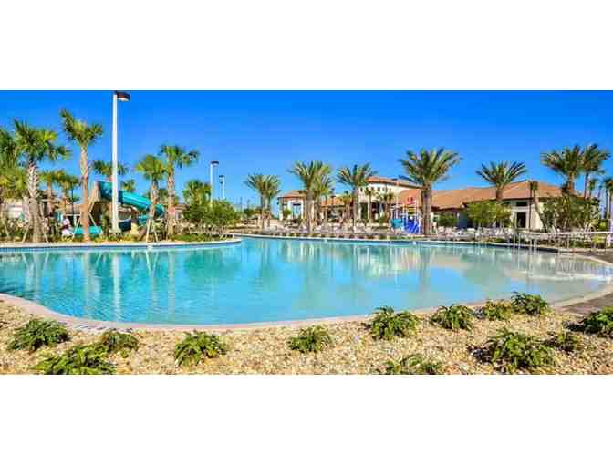 5-Night Orlando Stay in 8-Bedroom Home with Universal Studios Experience